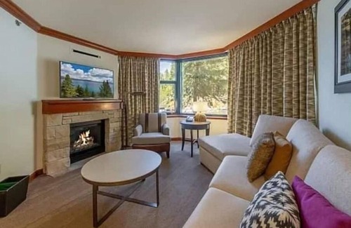 Olympic Valley Resort | Charming 1-bedroom Resort Condo Fireplace Suite