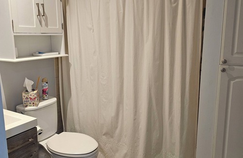 Kings Park Apartment | Charming 1-bedroom apartment in fabulous Kings Park with WiFi, AC
