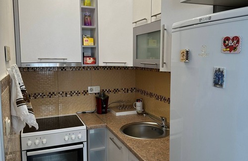 Novo Sarajevo Apartment | Charming 1-bedroom apartment in Sarajevo. Wi-Fi & AC as well as pet-friendly.