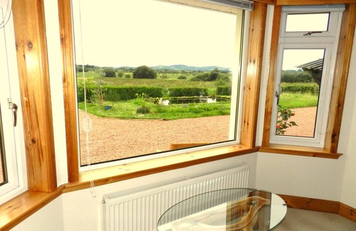 Dumfries Apartment | Charming 1-bedroom apartment in fantastic Dumfries with WiFi stunning views