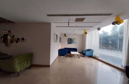 Gurugram Apartment | Charming 1-bedroom apartment in Gurugram