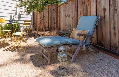 Lafayette Cottage | Charming 1-bedroom cottage with private yard, on site parking, walk to BART