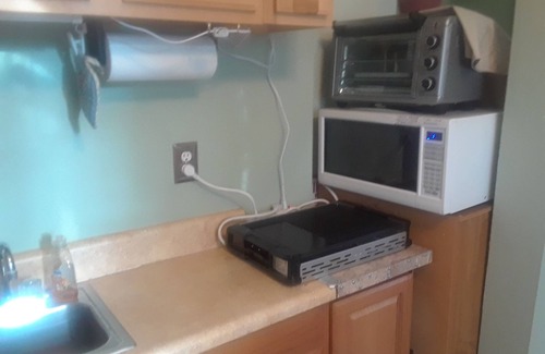 Southeast Pensacola Cottage | Charming 1-bedroom cottage with AC in beautiful Pensacola