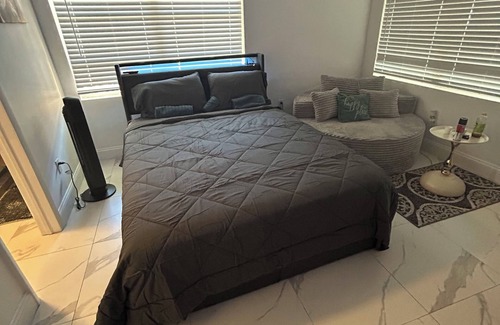 Opa-Locka House | Charming 1-bedroom house in welcoming Opa-locka with AC