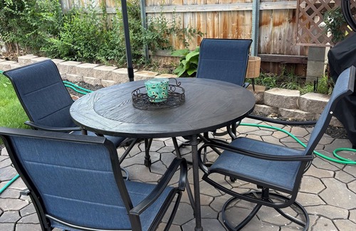 Susanville Apartment | Charming 1-bedroom upstairs apartment with fitness room and AC in Susanville