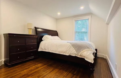 East Aurora Apartment | Charming 1-bedroom apartment in East Aurora