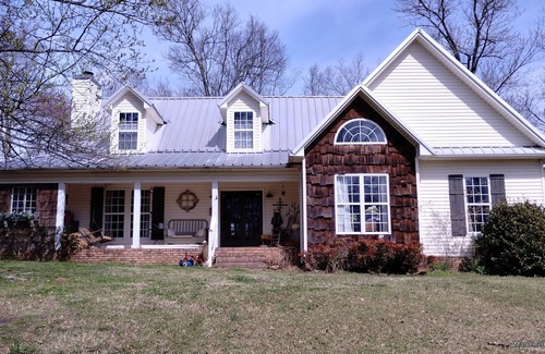 Ashville Apartment | Charming 1 BR Lake Access Apartment in delightful Ashville