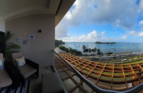 Barrio La Fortaleza Vieja Apartment | Charming 1-Suite apartment in gorgeous Samaná Bay with AC, WiFi, Infinity Pool
