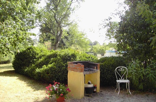 Gipcy Cottage | Charming 19th Century Manor, Pool, Spacious Garden, Ideal for Families, Gipcy