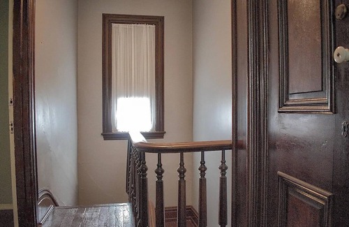 Ranshaw Bed & Breakfast | Charming 1BR w/Bath & Fast WiFi Near Downtown
