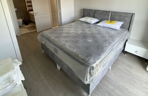 Basaksehir Apartment | Charming 2+1 Furnished Property in Basaksehir, Just 500 Meters far from Metro