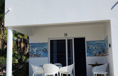 Sabana Westpunt House | Charming 2-bedroom villa in enchanting Sabana Westpunt with AC, WiFi