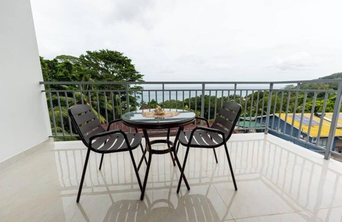 Mare Anglaise Apartment | Charming 2-Bedroom Apartment