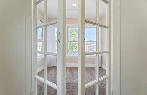 Council Bluffs House | Charming 2-bedroom house in awesome Council Bluffs with WiFi, AC