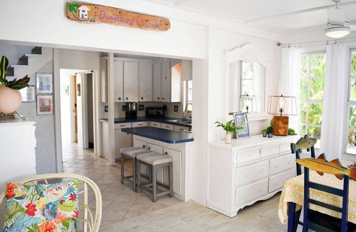 Spanish Wells Cottage | Charming 2-bedroom cottage in delightful Spanish Wells