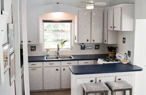 Spanish Wells Cottage | Charming 2-bedroom cottage in delightful Spanish Wells