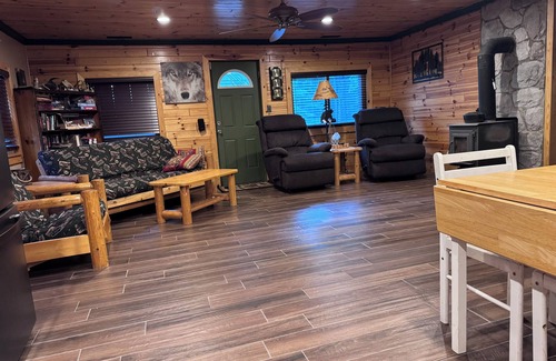 National City House | Charming 2-bedroom house in beautiful National City, Michigan 20 mins from Tawas