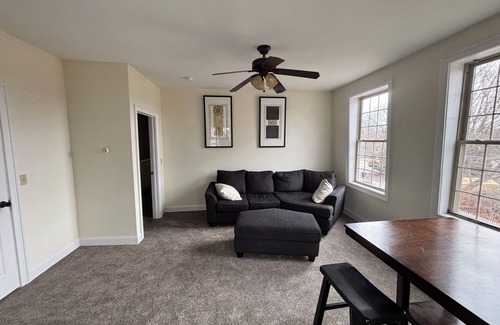 Putnam Apartment | Charming 2-bedroom apartment in welcoming Putnam