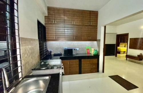 Banani Apartment | Charming 2-bedroom apartment with WiFi, AC in Gulshan 1. Niketon Dhaka.