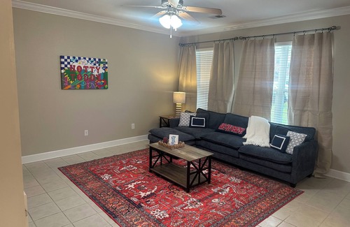Oxford Condo | Charming 2-bedroom condo in delightful Oxford with Pool