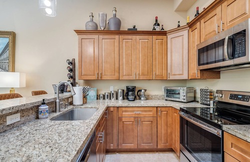Tumacacori Condo | Charming 2-bedroom condo in delightful Tubac. Central to all the activities.