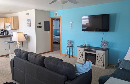 Buxton Cottage | Charming 2-bedroom cottage near ocean in Buxton with AC, WiFi, Pets OK