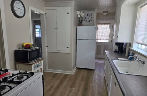 Craig Cottage | Charming 2-bedroom cottage in Craig-Walk to Shops, Dining & Downtown Activities