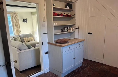 Wye House | Charming 2-bedroom cottage in the heart of Wye
