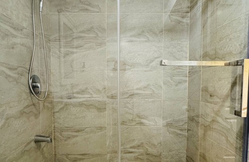 Brampton Apartment | Charming 2 Bedroom Hideaway