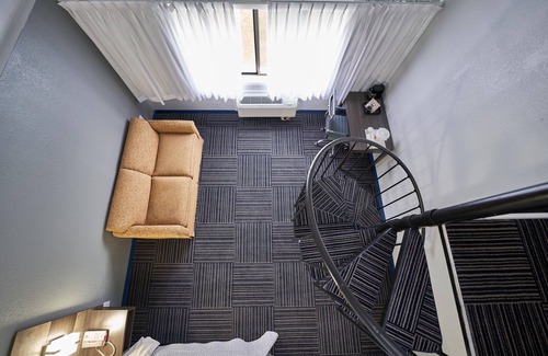 Teaticket House | Charming 2-bedroom hotel suites with GYM, WIFI Breakfast in delightful Falmouth