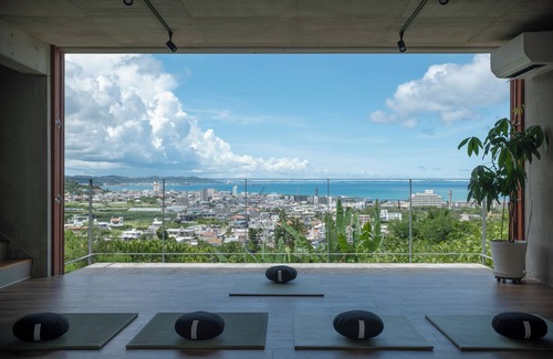Sashiki House | Charming 2-bedroom house with AC, WiFi in gorgeous 南城市佐敷新里