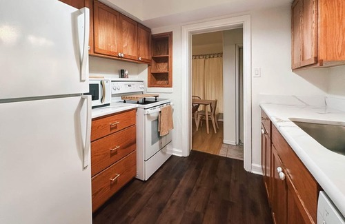 Virginia Park House | Charming 2-bedroom house in wonderful South Tampa with WiFi, AC