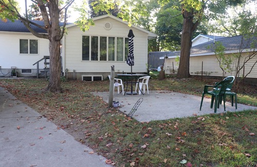 Charlotte House | Charming 2-bedroom newly renovated house in Charlotte