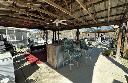Ash Cottage | Charming 2-bedroom riverside cottage near beaches with huge bar and deck to fish