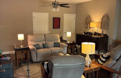 Hannibal Apartment | Charming 2-bedroom spaces in the Lower Level of our new home in Hannibal, MO,