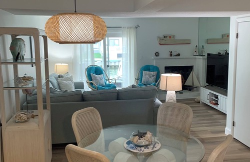 Little Salisbury House | Charming 2-bedroom townhome with bay front views in delightful Ocean City