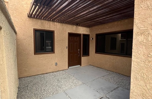 Yuma House | Charming 2-bedroom townhome in lovely Yuma with AC, WiFi