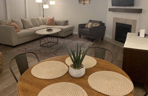 Skyline Bel Air Estates Condo | Charming 2 bedroom upstairs desert condo in the beautiful Catalina Foothills