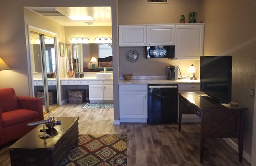 San Ignacio Vista II Estates Villa | Charming 2 bedroom, 2 bathroom Villa with Mountain Views