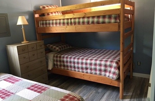 Park Rapids Cabin | Charming 2-bedroom cabin with AC and WiFi in lovely Park Rapids