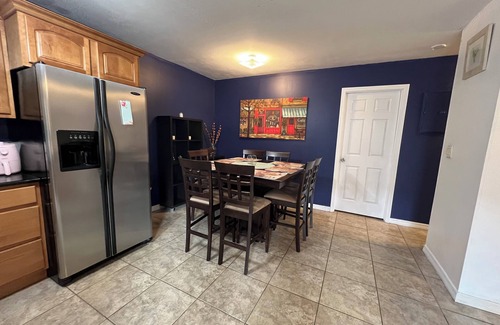 Highland Garden Villa | Charming 2-bedroom villa with WiFi and AC in cool Hollywood