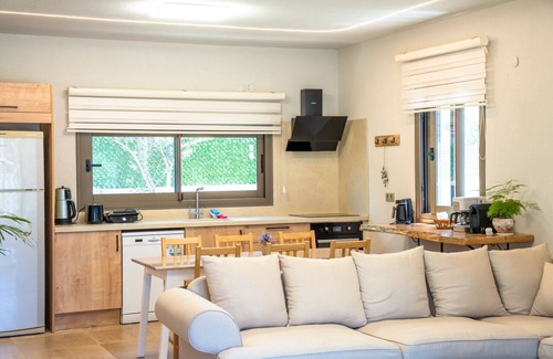 Hisaronu Villa | Charming 2-bedroom villa in serene Hisarönü Marmaris with AC