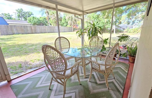 Southgate House | Charming 2 BR/2 B Bungalow on 1/3 acre with plenty of room for boat/RV parking
