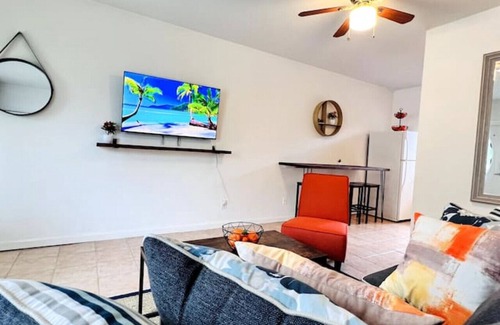 Poinsettia Heights Condo | Charming 2 BR Condo - near Beach, downtown, airport