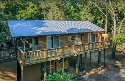 Melrose on the Beach House | Charming 2 BR House in Daufuskie Island