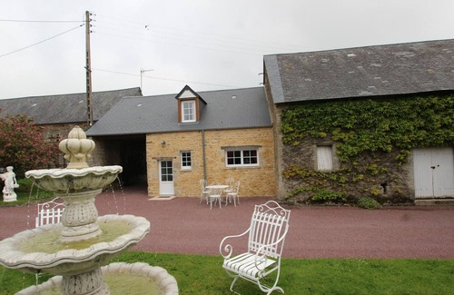 Baupte Cottage | Charming 2-person cottage with garden, private parking near the greenway