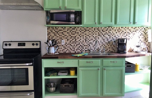 Creede House | Charming 3 bd/2bth 1260 sq ft. (sleeps 8) luxury living accommodation