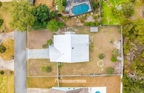 Kiska Beach House | Charming 3-bedroom house on quite West End-Panama City BeachnGolf Cart Included