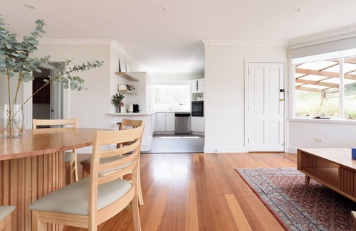 Newstead Apartment | Charming 3-Bedroom Home with Sunroom & Parking
