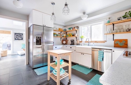 Beulah Other | Charming 3-bedroom farmhouse in enjoyable Beulah Valley with fitness room, WiFi